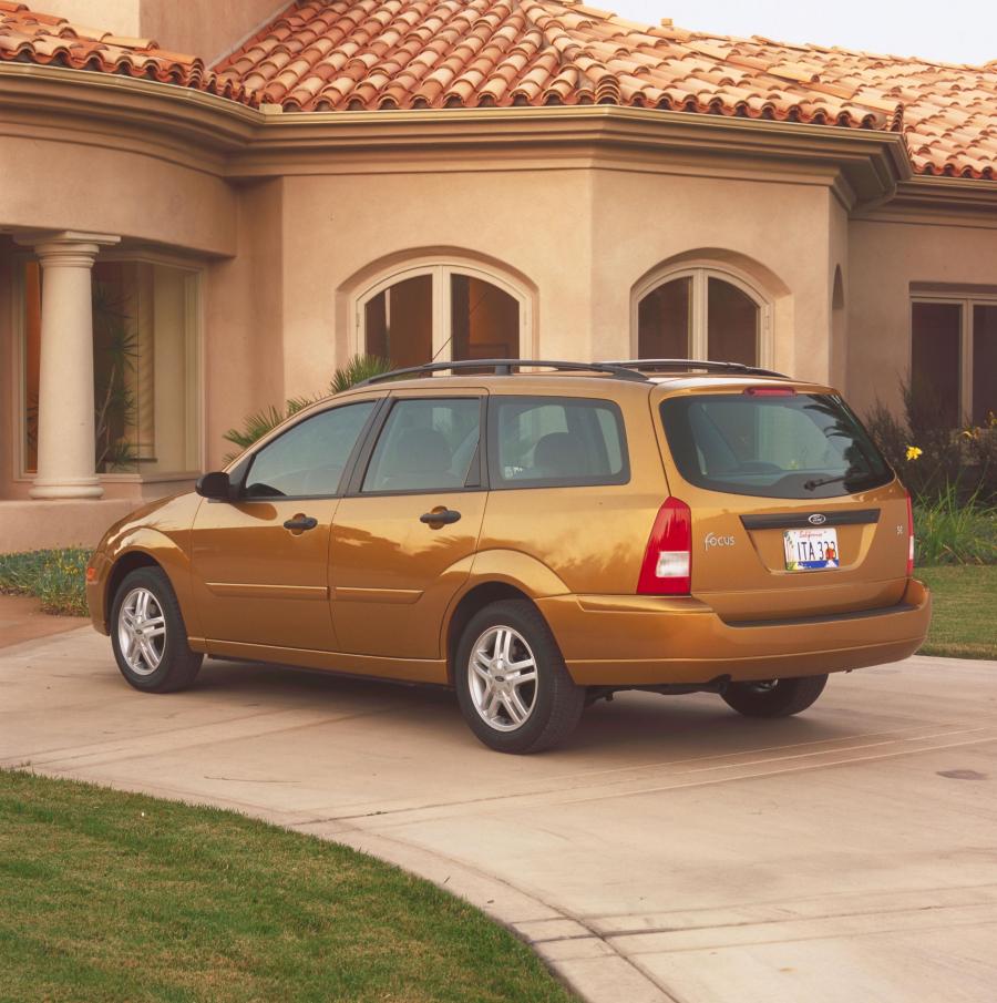 Ford Focus Wagon 1999 года  (фото 49 из 75)
